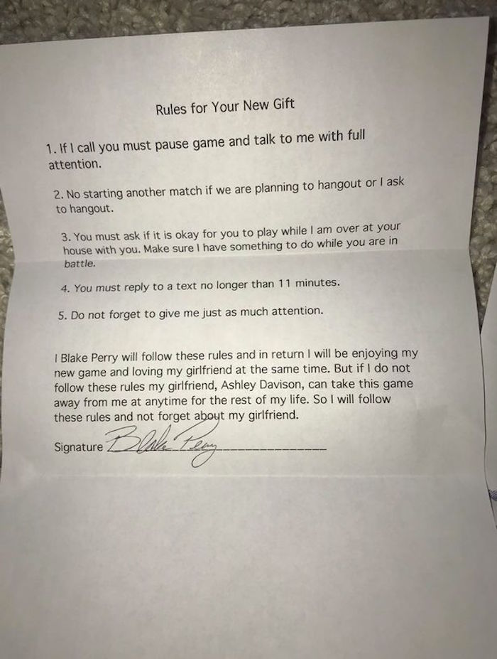 Girl Makes Boyfriend Sign Contract After Buying Him 'Call Of Duty'
