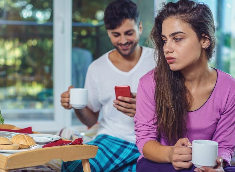 15 People Too Excited To Share Their Breakup On Twitter Mandatory