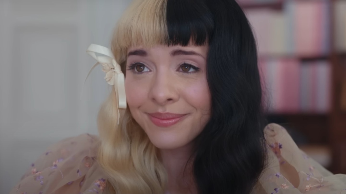 Melanie Martinez's 'Cry Baby Coloring Book' Controversy Explained ...