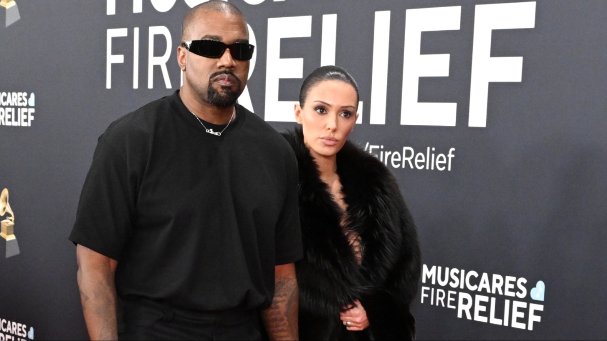 'Bianca Censori Grammy Outfit Unblurred' Searches Soar Following Sheer