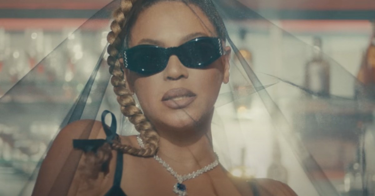 Beyonce's Reaction Goes Viral As She Wins Best Country Album of the ...