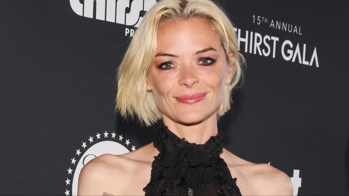 Jaime King Speaks for the First Time After Losing Custody of Kids(02)