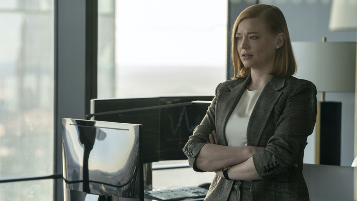 Sarah Snook Shares Taylor Swift Helped Her for Broadway Role(00)