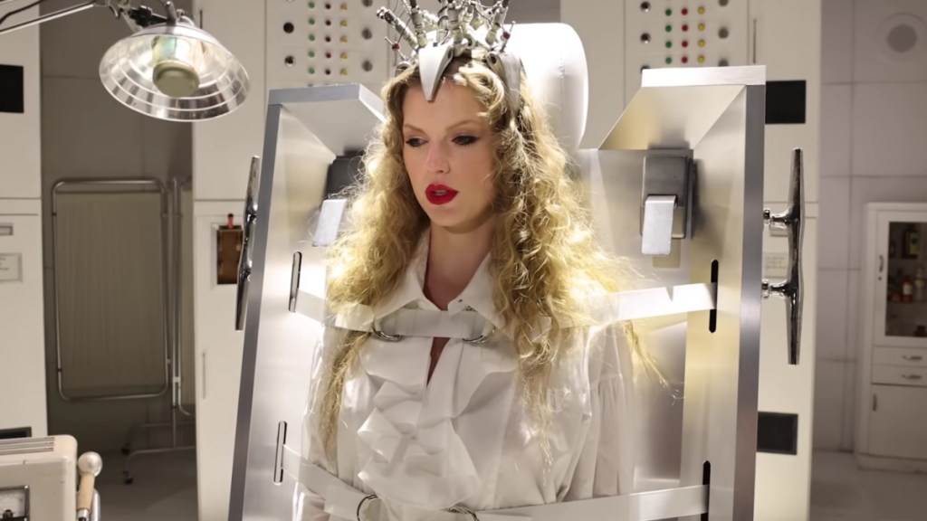 Taylor Swift Supports Selena Gomez's Album on Her Instagram Story