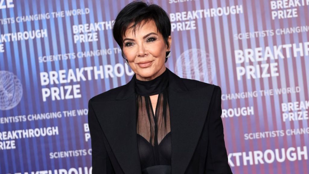Kris Jenner hair