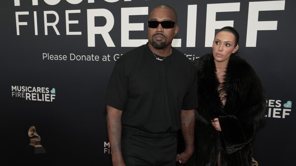 kanye west bianca censori