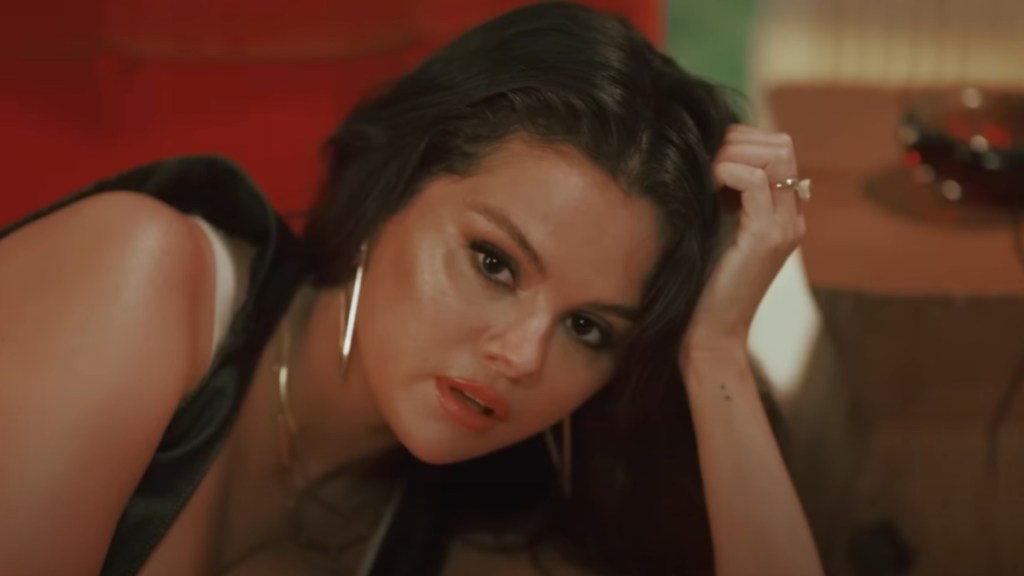 Fans Think Selena Gomez Unfollowed Theresa Marie on Instagram