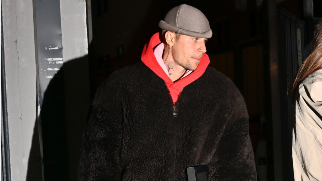 Justin Bieber's Smoking Video from Coachella Goes Viral