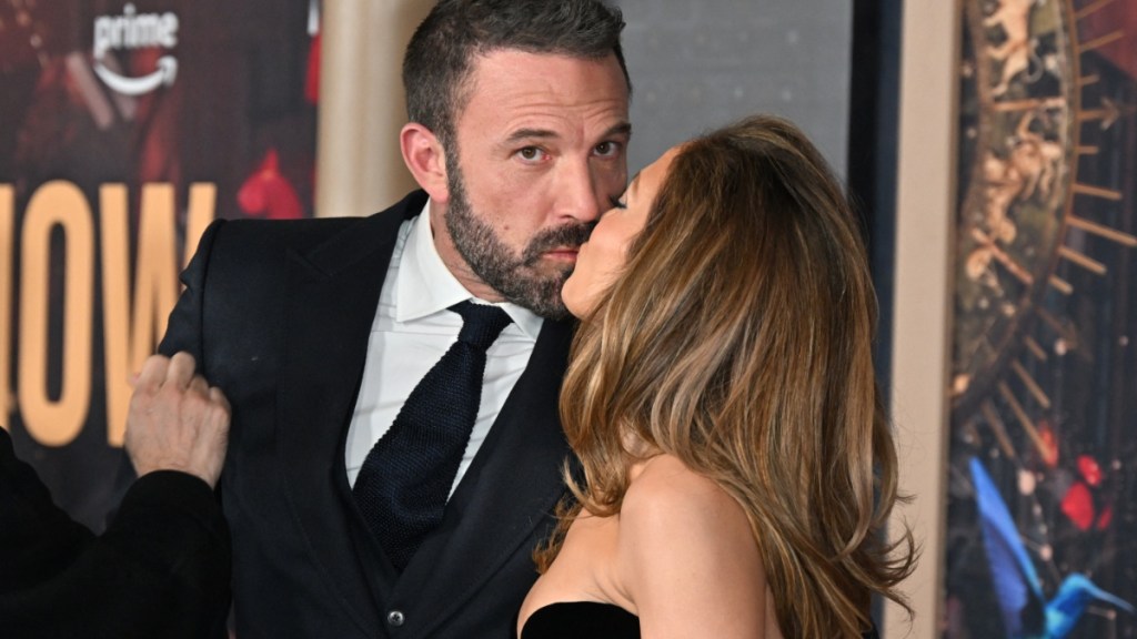 Ben Affleck Reportedly Wants to 'Cut All Ties' With Jennifer Lopez Amid Divorce