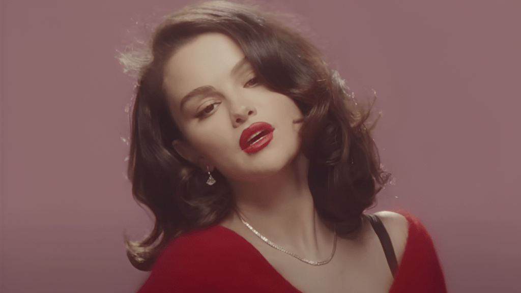 Why Fans Think Selena Gomez This Song Is About Justin Bieber