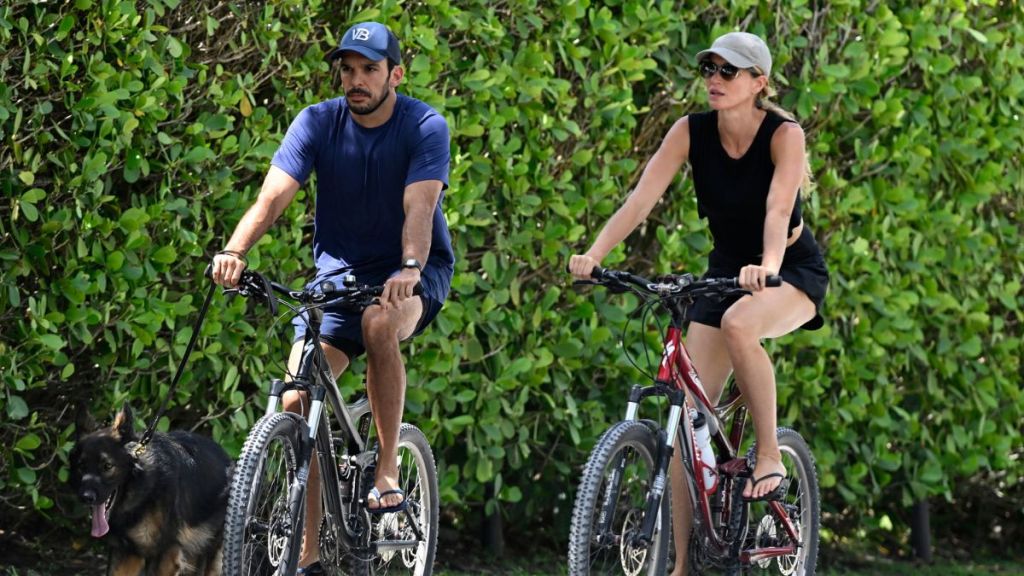 Gisele Bundchen Finds Time Spent at Home With Kids Is 'Priceless'