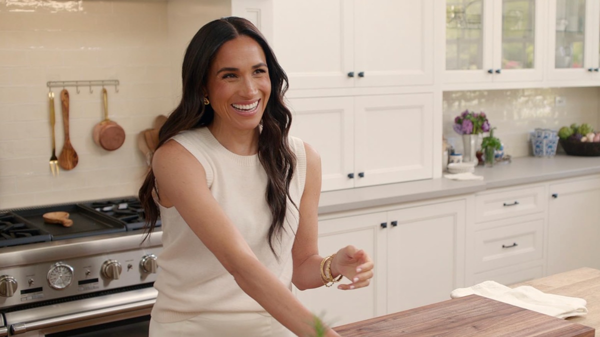 Meghan Markle&rsquo;s Bath Salt Recipe Brings Lawsuit Threat of $10 Million