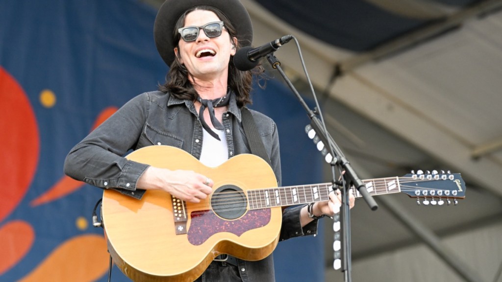 Who Is James Bay's Wife, Lucy Smith & What Is Their Relationship History?