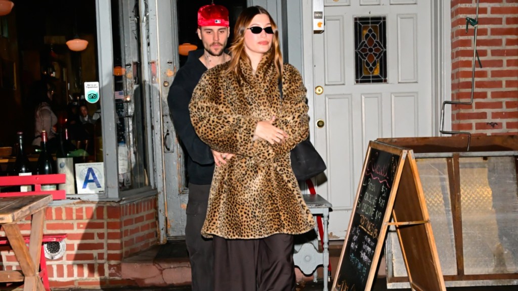 Justin Bieber Shares An Apology After Hailey Bieber's Vogue Cover