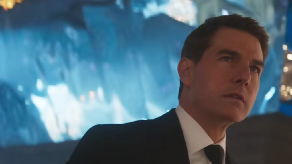 Tom Cruise Eating Popcorn Goes Viral, Fans React