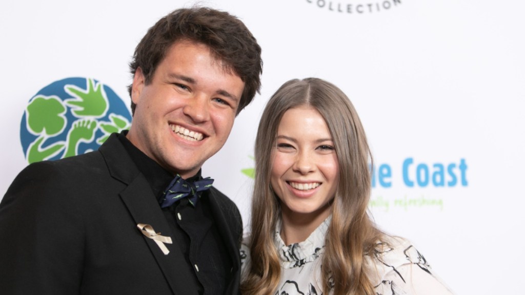 Who Is Bindi Irwin's Husband, Chandler Powell & What Is Their Relationship History?