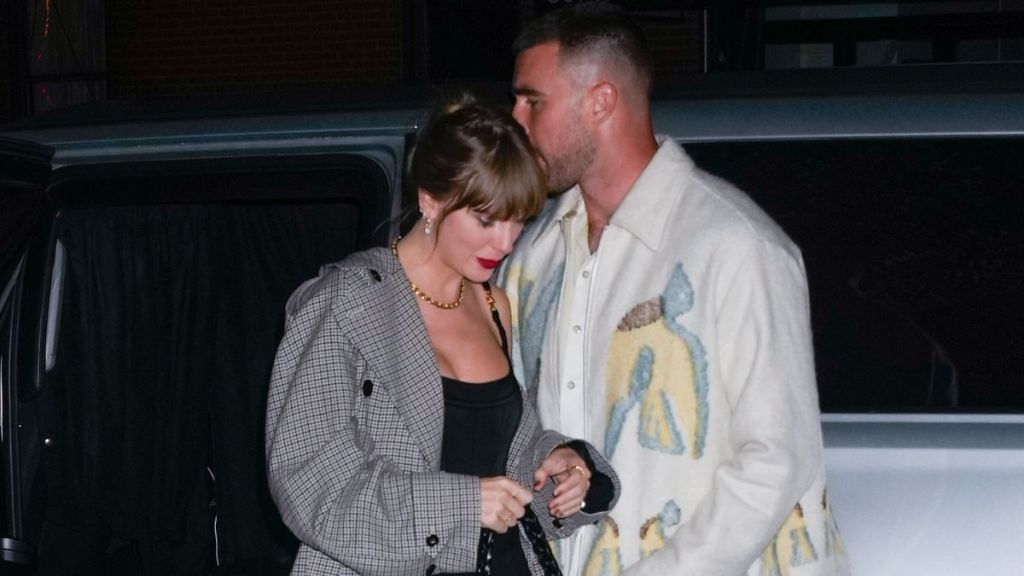 Taylor Swift travis kelce marielle gigi hadid