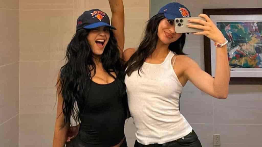 Kylie Jenner Kendall Jenner