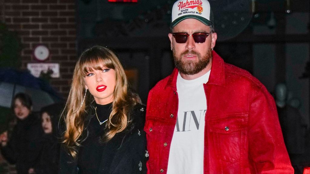 Taylor Swift Travis Kelce party