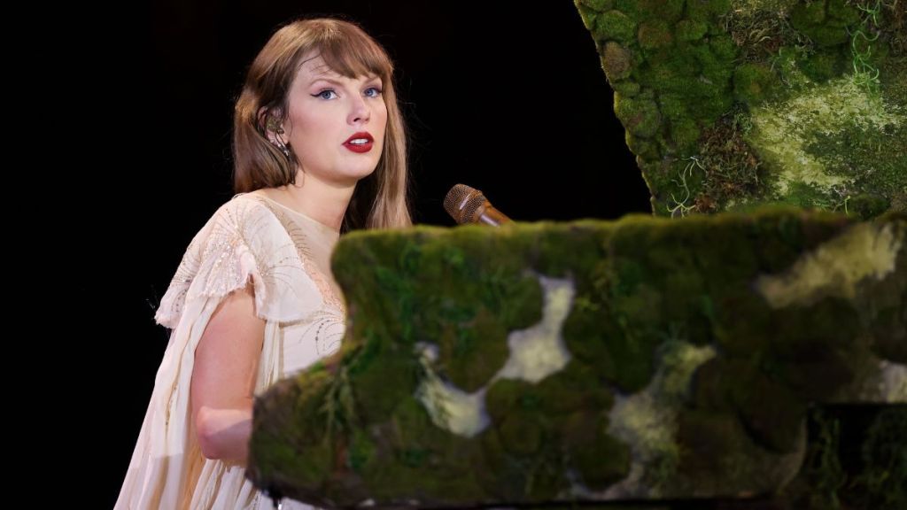 Taylor Swift Blake Lively texts