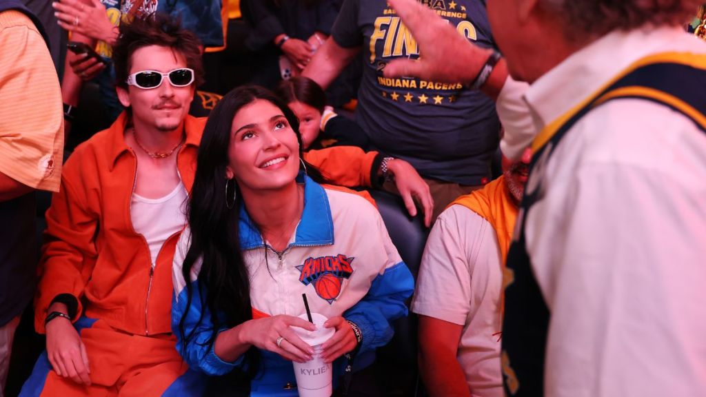 Kylie Jenner’s Love for Timothee Chalamet Is Evident in the Way She Packs, Claim Fans