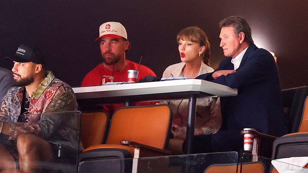 travis kelce taylor swift
