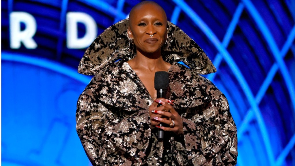 Cynthia Erivo & Oprah Winfrey Revive Wicked ‘Holding Space’ Meme at Tony Awards