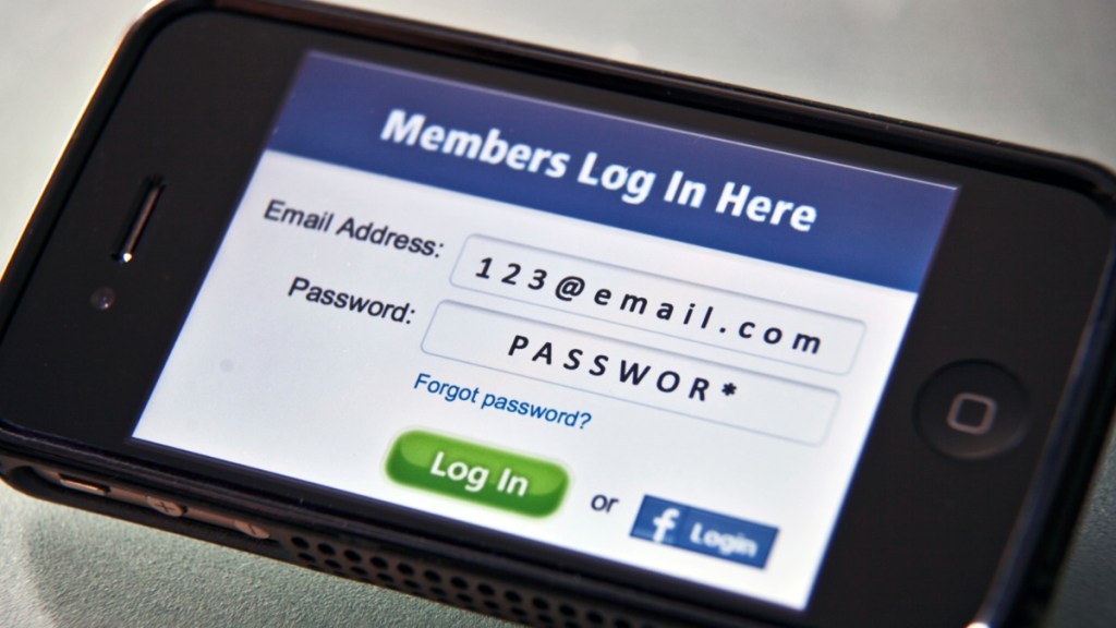 'Passwords Data Breach' Trend Explained Amid Apple, Google & Facebook Leak
