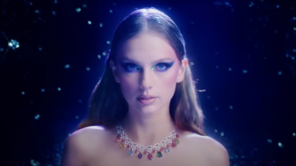 Taylor Swift & Chase Rice's Friendship Explained Amid Nashville Concert