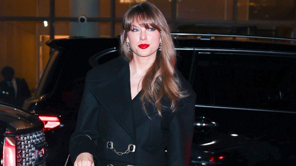 Is Taylor Swift a billionaire