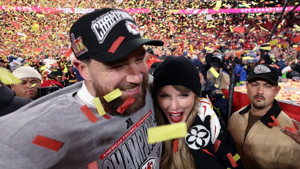 Taylor Swift Travis Kelce