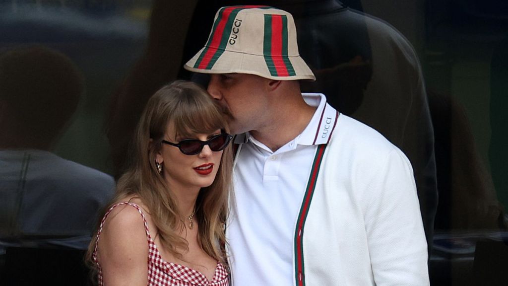 Taylor Swift Travis Kelce