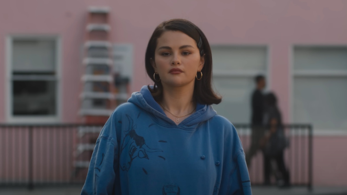 Selena Gomez-Inspired Oreos Available To Buy for Limited Time - Mandatory