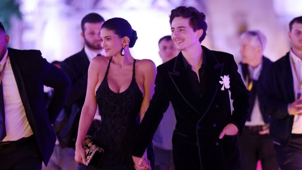 Kylie Jenner & Timothee Chalamet Enjoy France Date Amid Engagement Rumors