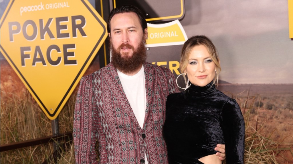 Who Is Kate Hudson's First Husband, Chris Robinson & How Many Kids Do They Have?