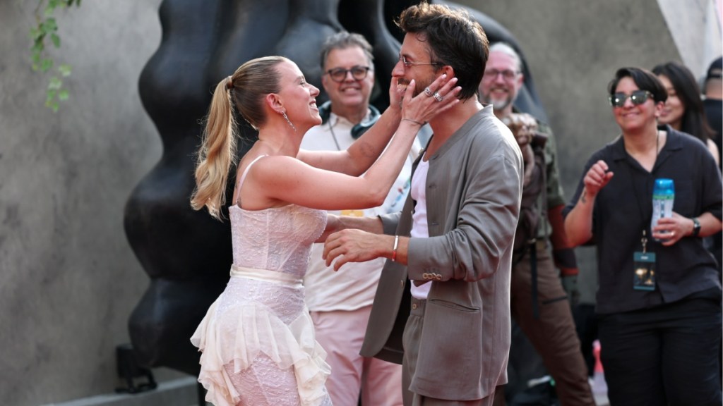 Jonathan Bailey Praises Scarlett Johansson, Calls Her 'Super Funny'