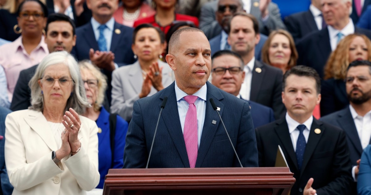 Who Is Hakeem Jeffries' Wife, Kennisandra & How Many Kids Do They Have?