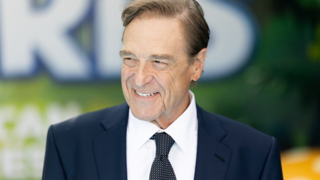 John Goodman Debuts Dramatic Weight Loss at The Smurfs Premiere