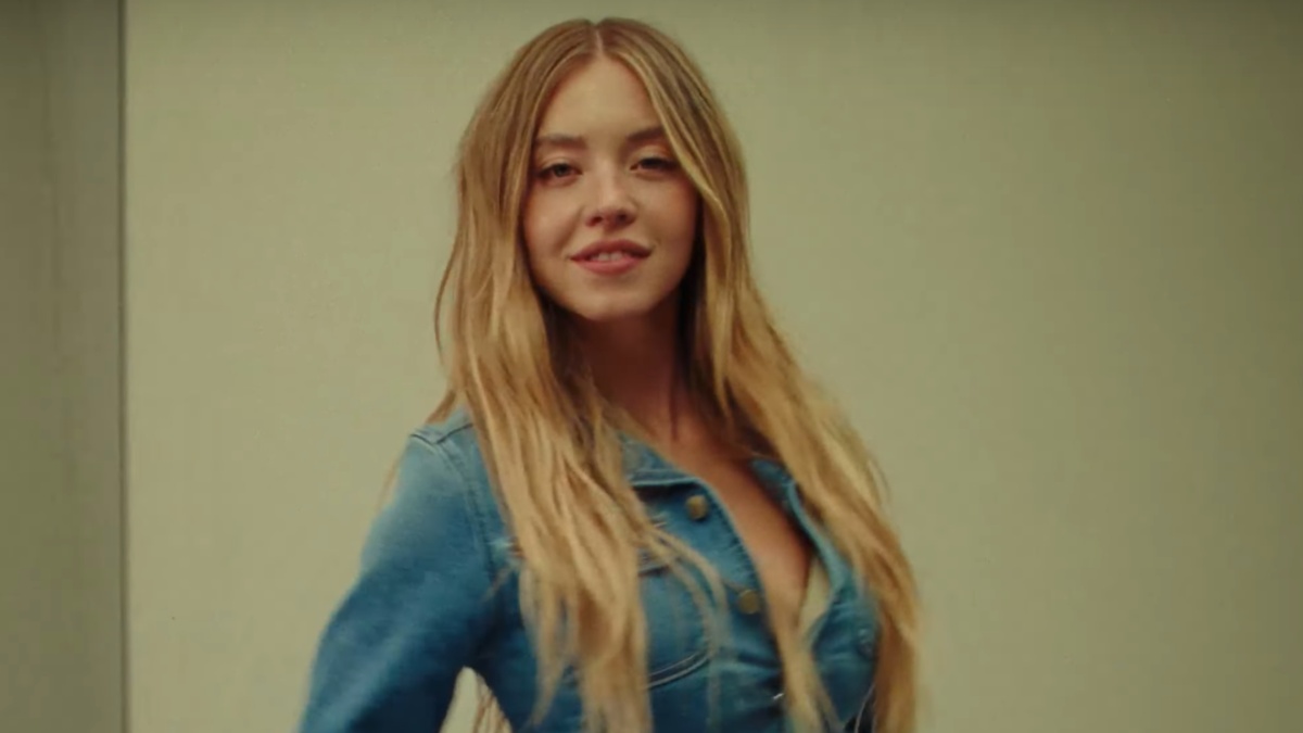 Sydney Sweeney Stuns In New American Eagle Ad With Just A Canadian
