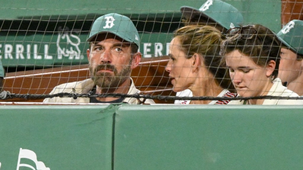 boston red sox ben affleck jennifer garner
