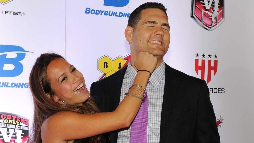 Who Is Chris Weidman's Wife, Marivi & How Many Kids Do They Have?