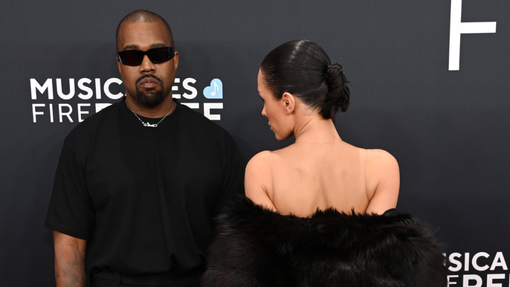 Kanye West's Wife Bianca Censori Shocks Fans With New 'Full' Outfit