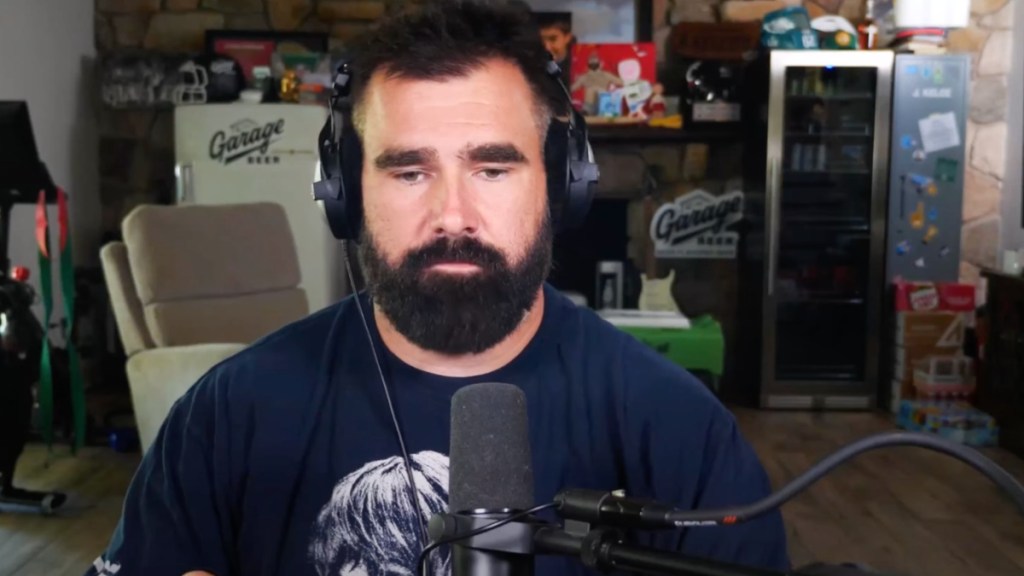 Taylor Swift Says Jason Kelce Struggled Meeting UK Royal Family