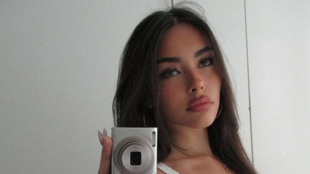 Madison Beer & LA Chargers QB's Dating Status Unclear Despite Viral Photos