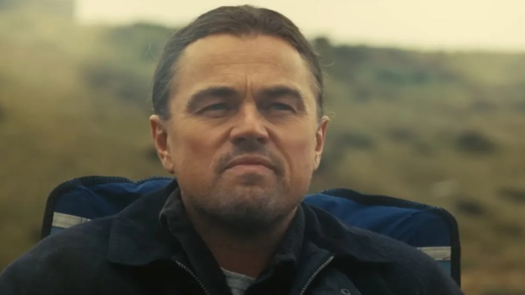 Leonardo DiCaprio Hides His Face During Jeff Bezos & Lauren Sanchez Hangout