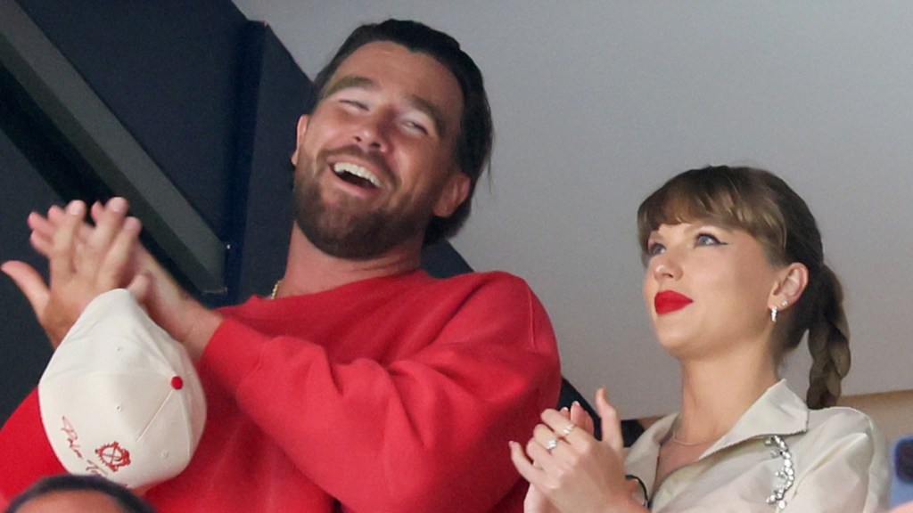 Travis Kelce Brings Girlfriend Taylor Swift on Podcast & Internet Can't Handle It