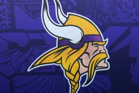 Male Cheerleader Takes Spotlight in Minnesota Vikings NFL Video