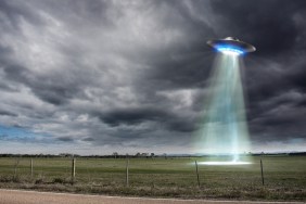 Man Records Possible UFO Sighting While Playing With Dog