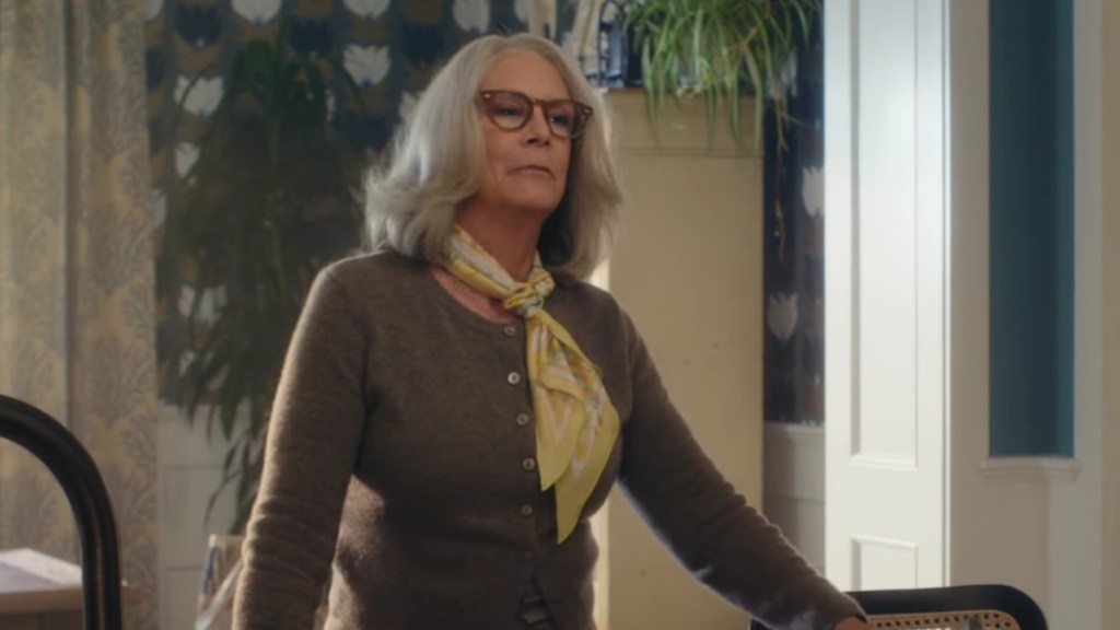 Jamie Lee Curtis Responds to Fans Thirsting Over Her Low-Cut Top Video