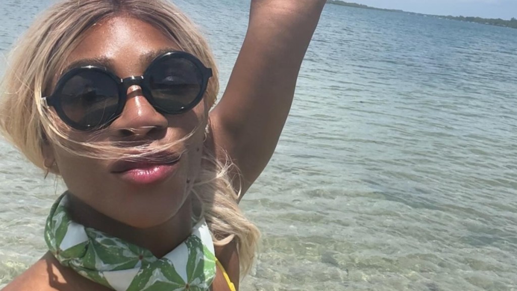 Serena Williams Flaunts Her Body in Yellow Bikini Amid Weightloss